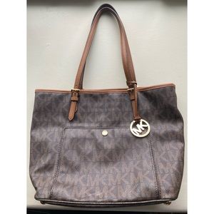 Michael Kors MK design handbag